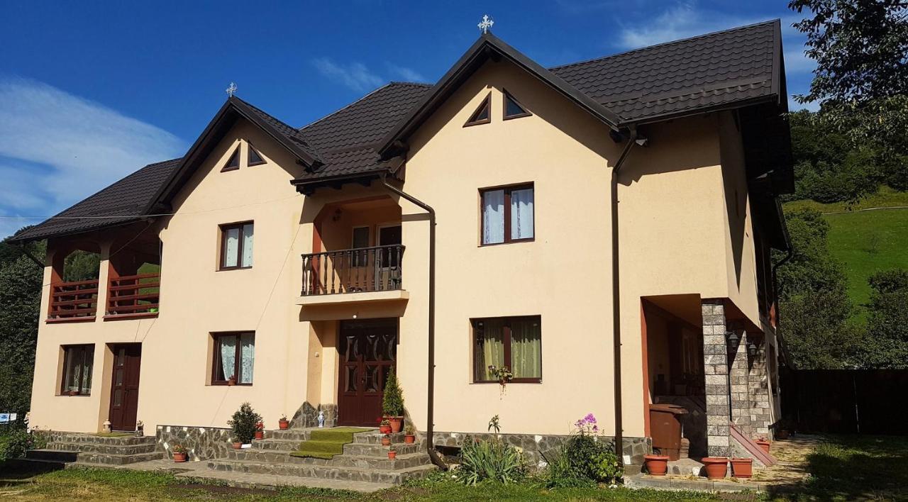 فيلا Casa Dorina برانْ المظهر الخارجي الصورة