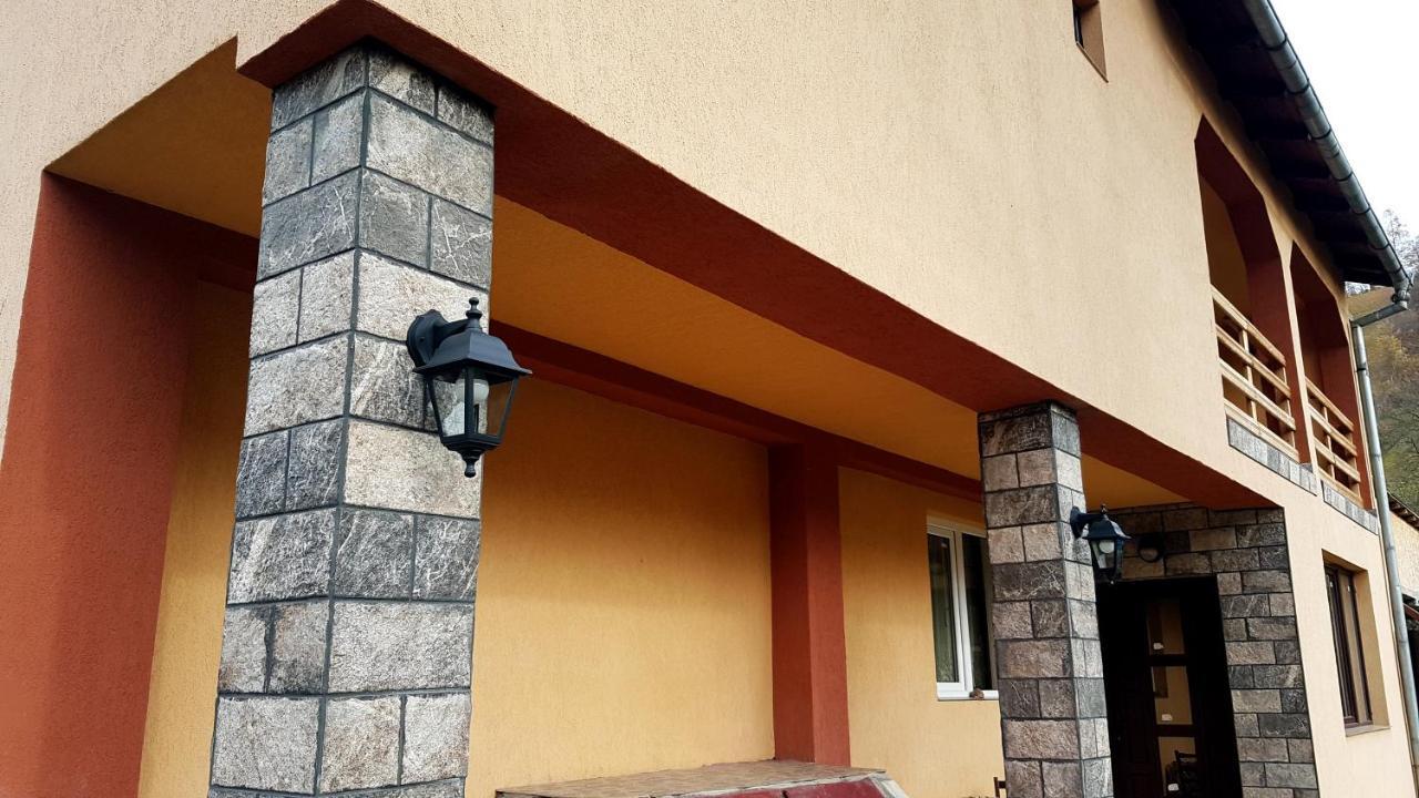 فيلا Casa Dorina برانْ المظهر الخارجي الصورة